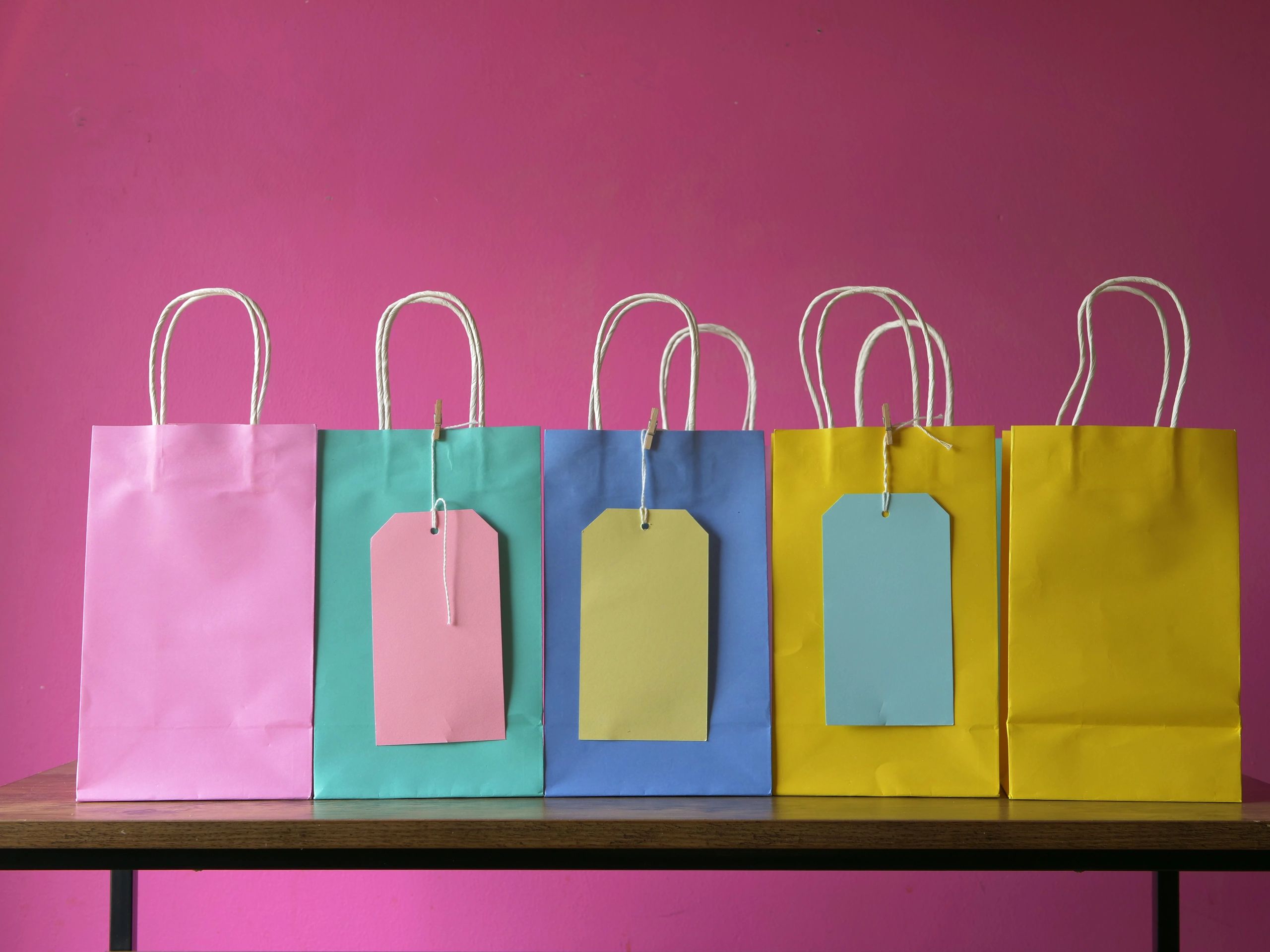 FAQ Retail gift bags arranged in a row