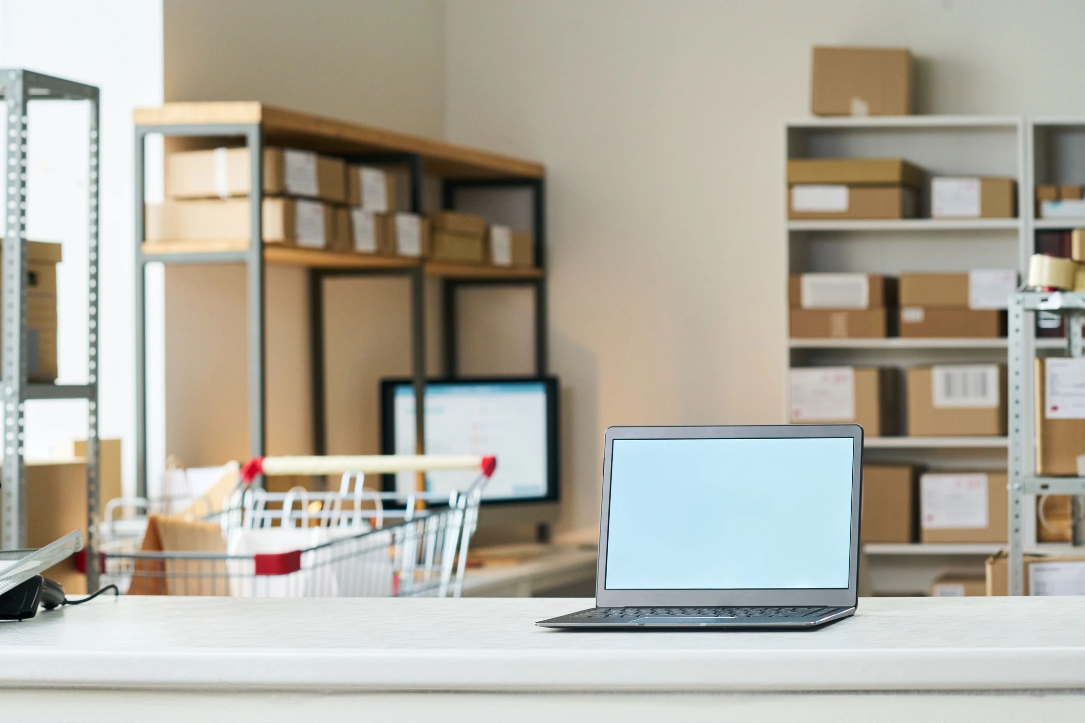 Shipping & Returns Online order pickup and package fulfillment station